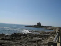 Apartment with garden in quiet and well placed residence wi-fi near beaches