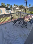 Modern Condo near Beach w/outdoor pool