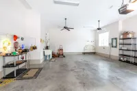 Pinehurst Vacation House w/ pool 9) beds