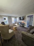 Steele Brook ManorTranquil get away nestled in  Litchfield County.