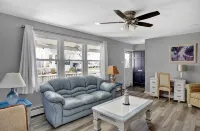 🏝Gorgeous Bay View Rental🏝 “Close to the Beach”