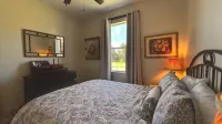 Charming 3-bedroom house in Serene Myakka City near Freedom Factory & Terranova