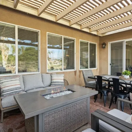 Tranquil Hideaway by GPM - Private Pool +Golf Views +Tennis +Walk to Festivals