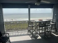 Charming 2/2 Oceanfront condo in N. Myrtle Beach, Pets, top floor balcony view.