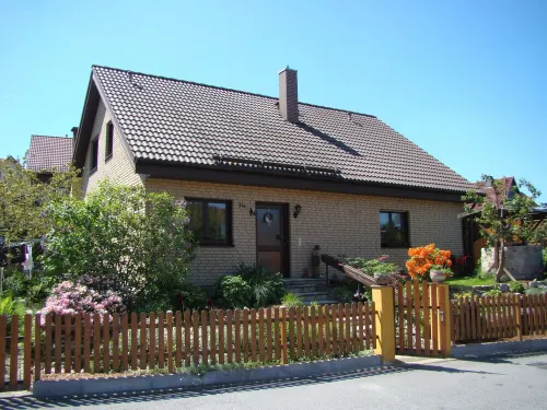 Apartment with balcony in a quiet, sunny location on the outskirts of Saxon Switzerland