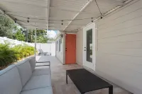 Holiday Availability! Saltwater Pool! Close to Beaches & Downtown St. Pete!