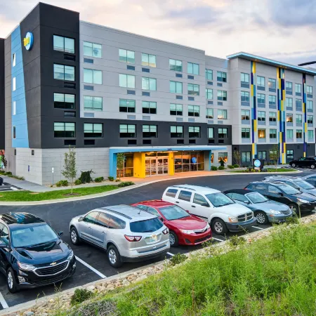 Tru by Hilton Pigeon Forge