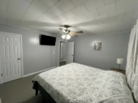 Cozy Fonzie Flat Hotels in Boyd County