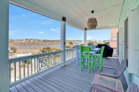Amazing views, steps to the ocean - OKI gem