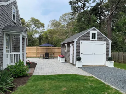 Darling Cape Cottage - Steps from Downtown Harwich Port 하위치 호텔