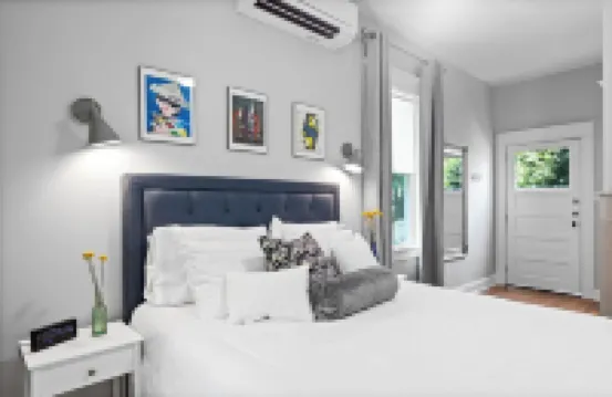Guest suite close to James River and hiking/biking trails