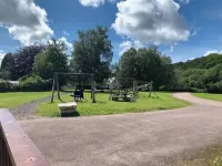 Cosy studio Flat in the Scenic Lochside village of Dalavich