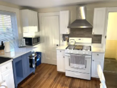 3B apt Downtown Ipswich