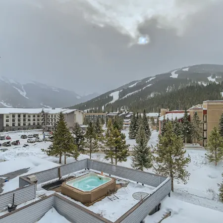 2Bd/2Ba Spacious Condo - Mountain views - Hot Tub