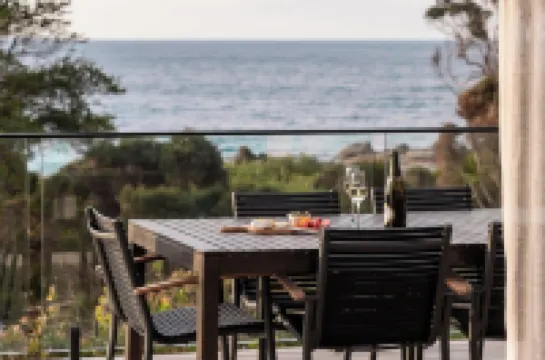 ~HUMBUGS, BAY OF FIRES ~ Beachfront Escape ~