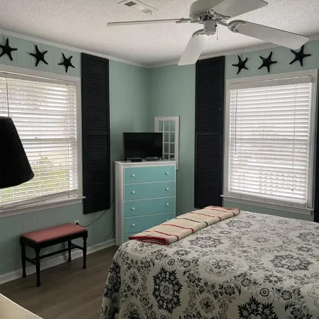 SPECTACULAR BEACH/OCEANVIEWS!!! PRIME LOCATION ON PALMETTO BLVD