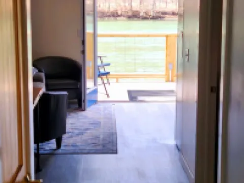 Charming 3 bedroom home on the New River ニュー・リバーのホテル
