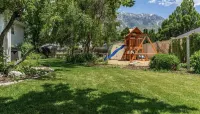 Stunning Home with Hot Tub, 2 Masters, 4 Full Baths, Close to Sundance, BYU, Uvu - โฮมสเตย์