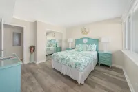 Coral Sands - Oceanfront Condo - Coastal Bliss