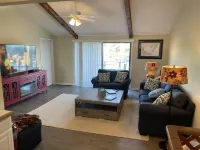 Waterfront 2 bedroom condo with pool, boat ramp and slips