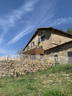 Les sources d'Avenas Large house with view in the heart of the Monts d'Ardèche park
