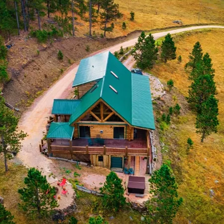 Black Hills GETAWAY- Alpine Prairie Lodge-  Beautiful Log Cabin on 8 acres.