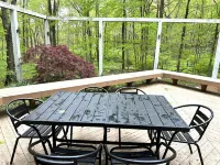 Modern Spacious Retreat right next to Purdue & Nature, full size 14-game Arcade! - Wifi