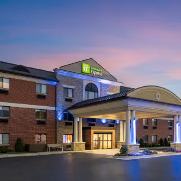 Holiday Inn Express SHEBOYGAN-KOHLER (I-43) by IHG