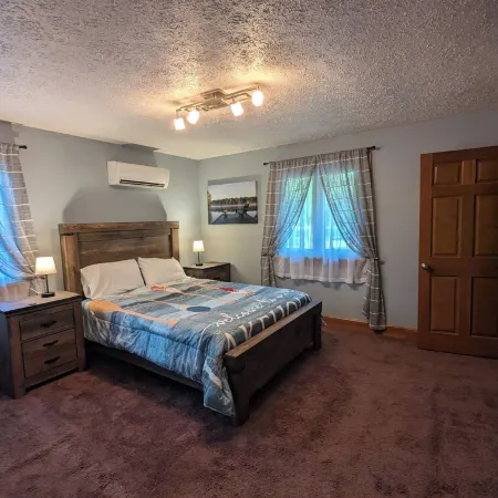 Lakeside Acres at Berlin Lake, OH - 4 Bedroom/3 Bath with separable studio apt