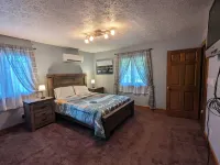 Lakeside Acres at Berlin Lake, OH - 4 Bedroom/3 Bath with separable studio apt