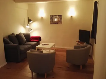 dasalte.haus - Holiday apartment "Die Unten"