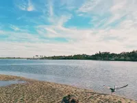 Riverside Retreat - 3 Kayaks, minutes from the beach, shops and great food! Hotels in Edgewater
