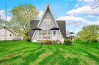 6bedroom 3 bath amazing home, near lake max