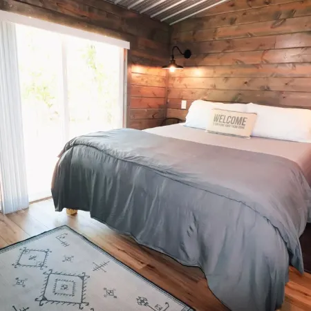 Kritter Holler Cabin a secluded relaxing retreat surrounded by beautiful nature.