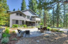 Mt. Rose Retreat Tahoe / Reno 5 BR 4 BA