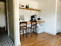 Steps to VT Campus & Cassell Cozy Blacksburg Studio
