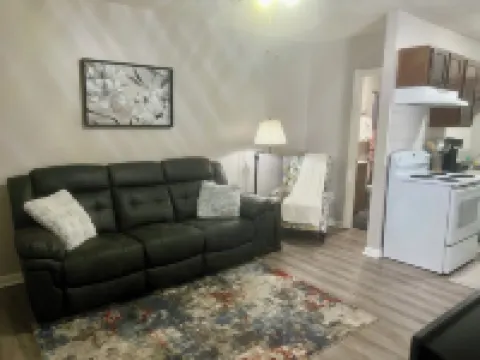 Comfy Upstairs 2 bed/1 bath near EKU in Richmond