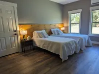 Restful cottage close to antique shopping and mountain biking