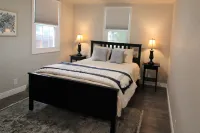 20 Min to Red Rocks, Free RV Parking, Private Home, Dogs Are Welcome. Great Loc