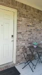 This little Nook, 1-bedroom apartment in delightful Madisonville with AC, WiFi.