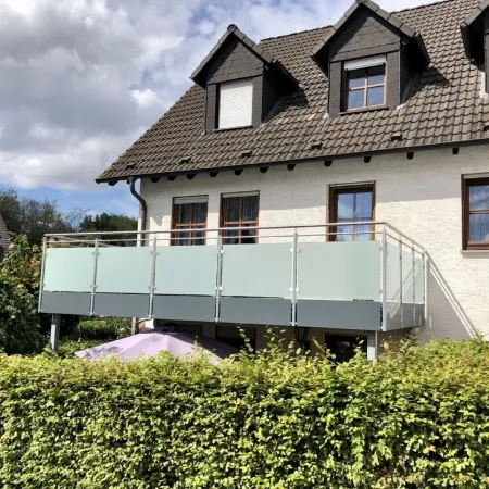 Ferienwohnung Grewe mit 77qm und Balkon - in Ruhiger Lage
