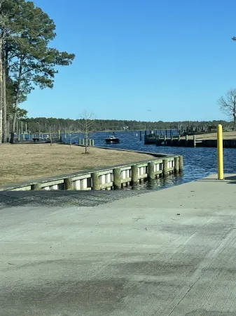 Cozy Home near the Beautiful Bay River