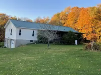 Jones Oaks: rural, private, kid friendly, near D&H Rail Trail, Elk Mtn