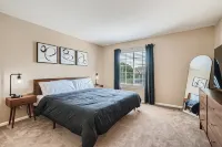 Dog Friendly 20 min Den/Boulder 3BR Outdoor Space Hotels in Westminster