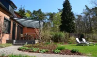 Very quiet 7500m² lake plot, own jetty