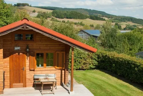 Gemütliches Blockhaus auf Schönem Campingplatz
