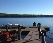 Immaculate Waterfront Studio Apt, kayaks, hot tub, 45 min. to Acadia