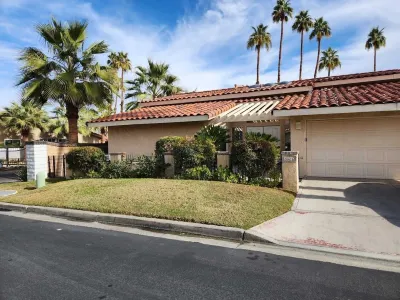 2 minutes to casino, large private pool w/ jacuzzi, tennis, gym, hiking trails Hotels near The Westin Rancho Mirage Golf Resort & Spa