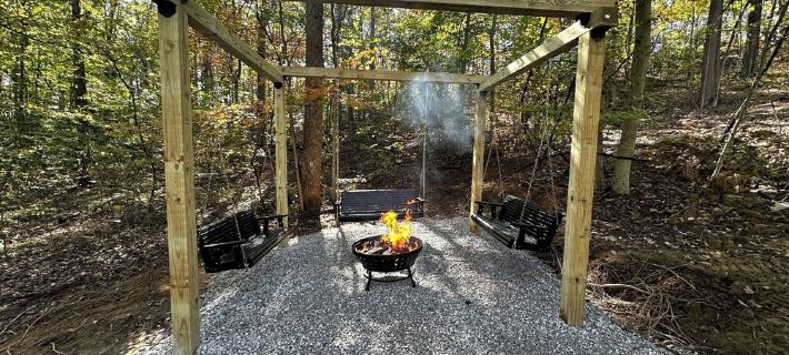 Luxury Cabin in the woods Hotels in Vinton County
