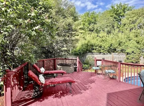 Winter Get Away. Resort-Like Home with 2 Fireplaces. Close to All!